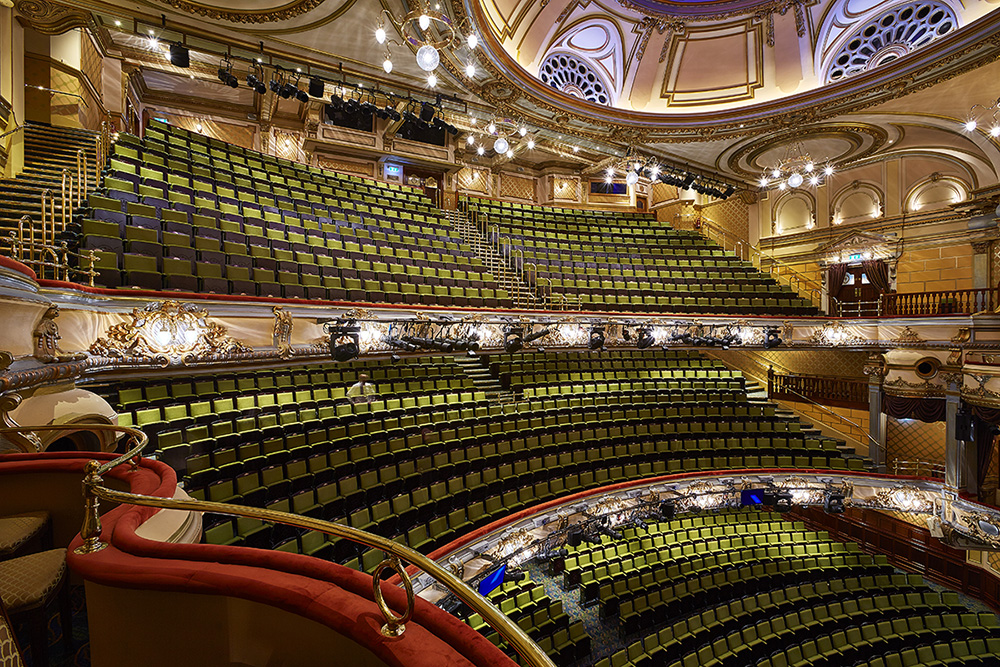 Victoria palace outlet theatre interior